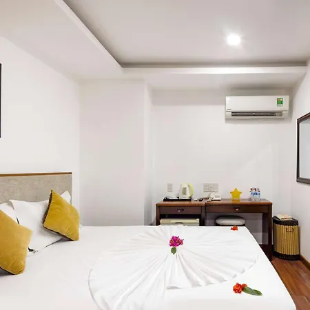 The Summer Hotel Nha Trang Exterior photo